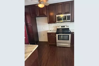 86 W Park West Drive, Houston, TX 77072 - Photo 8
