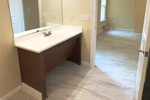 1040 Trinidad St, Beaumont, TX 77703 - Photo 14