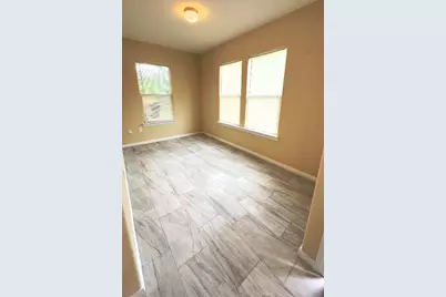 1040 Trinidad Street, Beaumont, TX 77703 - Photo 8