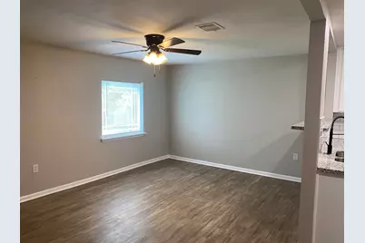 2016 Magnolia Drive, La Marque, TX 77568 - Photo 10