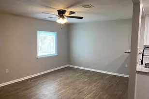 2016 Magnolia Dr, La Marque, TX 77568 - Photo 10