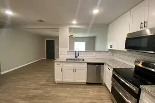 2016 Magnolia Dr, La Marque, TX 77568 - Photo 14