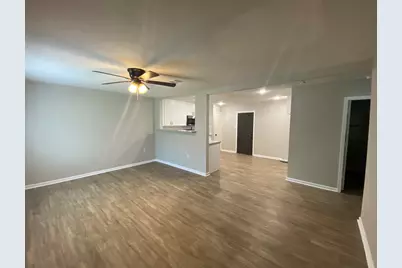 2016 Magnolia Drive, La Marque, TX 77568 - Photo 6