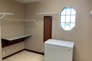 301 Jansen Dr, West Columbia, TX 77486 - Photo 24