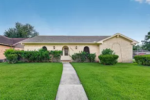 10602 Sagewind Dr, Houston, TX 77089 - Photo 1