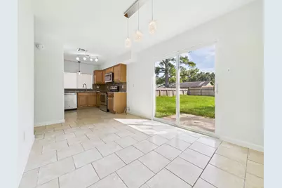 2103 Mustang Springs Dr Drive, Missouri City, TX 77459 - Photo 6