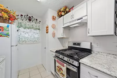 4411 Daisy Meadow Drive, Katy, TX 77449 - Photo 10