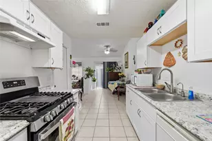 4411 Daisy Meadow Dr, Katy, TX 77449 - Photo 2