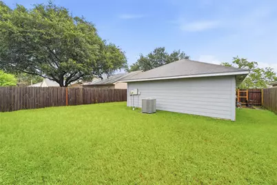 4411 Daisy Meadow Drive, Katy, TX 77449 - Photo 18
