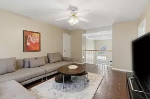 14114 Scarborough Fair St, Houston, TX 77077 - Photo 32
