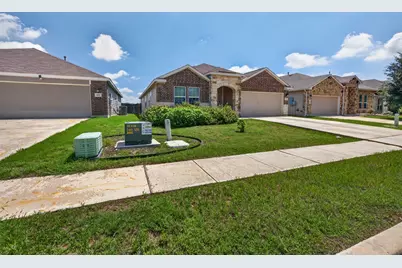 428 Agave Flats Drive, New Braunfels, TX 78130 - Photo 2