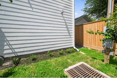 902 Kern Street #A, Houston, TX 77009 - Photo 30