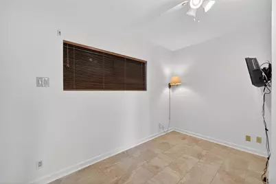 1401 E Beach Drive #514, Galveston, TX 77550 - Photo 20