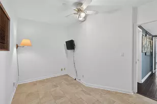 1401 E Beach Dr, Galveston, TX 77550 - Photo 22