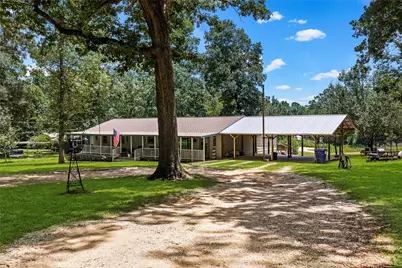 128 E Highland Drive, Livingston, TX 77351 - Photo 1