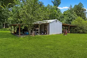128 E Highland Dr, Livingston, TX 77351 - Photo 8