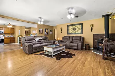 128 E Highland Drive, Livingston, TX 77351 - Photo 18