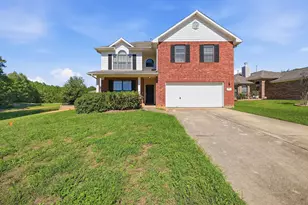 2308 Oakleaf Hills Cir, Conroe, TX 77304 - Photo 1
