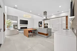 211 Stratford St, Houston, TX 77006 - Photo 4