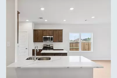 5927 Royal Palm Drive, Manvel, TX 77578 - Photo 6