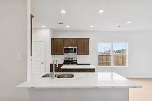 5927 Royal Palm Dr, Manvel, TX 77578 - Photo 6