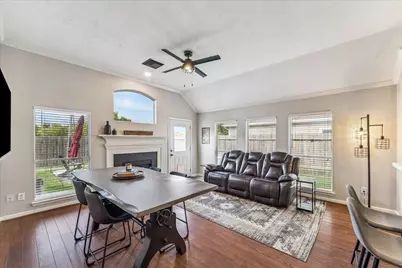 891 Victoria Lakes Drive, Katy, TX 77493 - Photo 12