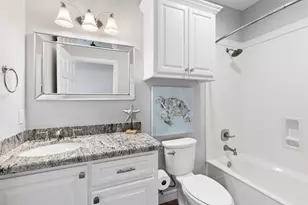 413 Jeanie Lynne Circle, Tiki Island, TX 77554 - Photo 10