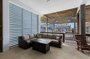 413 Jeanie Lynne Circle, Tiki Island, TX 77554 - Photo 24