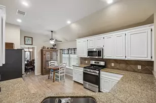 2510 Llano Springs Dr, Katy, TX 77494 - Photo 18