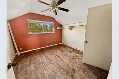 613 Center Way Street, Lake Jackson, TX 77566 - Photo 8