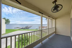 33 Regency Pt, Conroe, TX 77356 - Photo 30