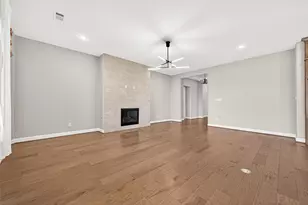 1635 Delta Oaks Dr, Missouri City, TX 77459 - Photo 12