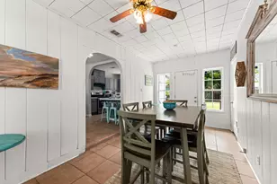 123 Bonita Ave, Galveston, TX 77550 - Photo 8