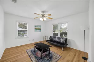 806 Nashua St, Houston, TX 77008 - Photo 8
