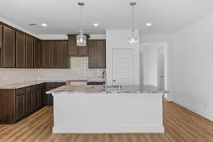 4533 Blue Mountain Laurel St, Pinehurst, TX 77362 - Photo 4