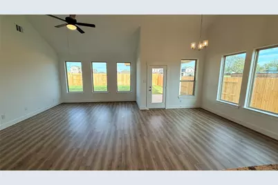 4533 Blue Mountain Laurel Street, Pinehurst, TX 77362 - Photo 4