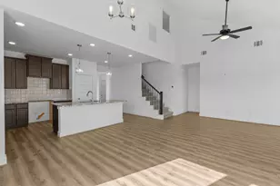 4533 Blue Mountain Laurel St, Pinehurst, TX 77362 - Photo 2
