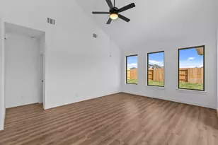 4533 Blue Mountain Laurel St, Pinehurst, TX 77362 - Photo 6