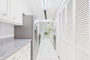 9409 Fondren Rd, Houston, TX 77074 - Photo 10