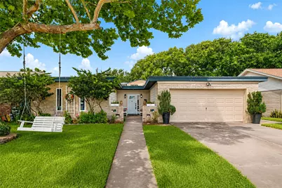 1809 Driftwood Lane, Galveston, TX 77551 - Photo 4