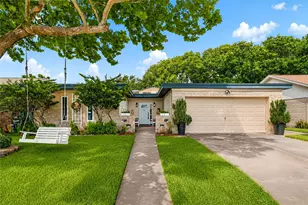 1809 Driftwood Ln, Galveston, TX 77551 - Photo 4