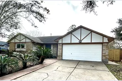 608 Pebbleshire Drive, Houston, TX 77062 - Photo 2