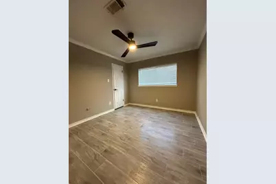 608 Pebbleshire Drive, Houston, TX 77062 - Photo 12