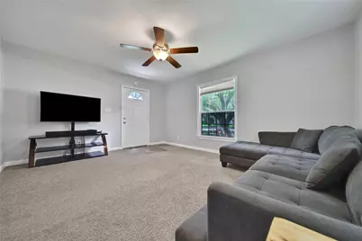 1606 W 8th Street, Freeport, TX 77541 - Photo 6