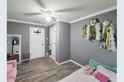 829 S Van Ostrand Avenue, Winnie, TX 77665 - Photo 32