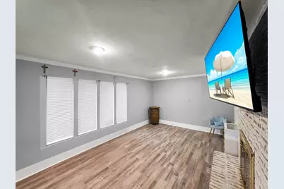 829 S Van Ostrand Avenue, Winnie, TX 77665 - Photo 12