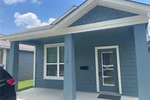 1137 4th St, Rosenberg, TX 77471 - Photo 2