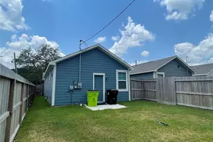 1137 4th St, Rosenberg, TX 77471 - Photo 16