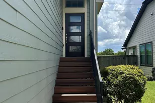 2555 Terrace Point Dr Dr, Missouri City, TX 77459 - Photo 2
