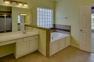 1134 Sopris Dr, Houston, TX 77077 - Photo 18